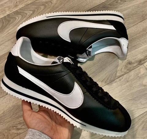 Zapatillas Nike Cortez negras "Baja calidad"