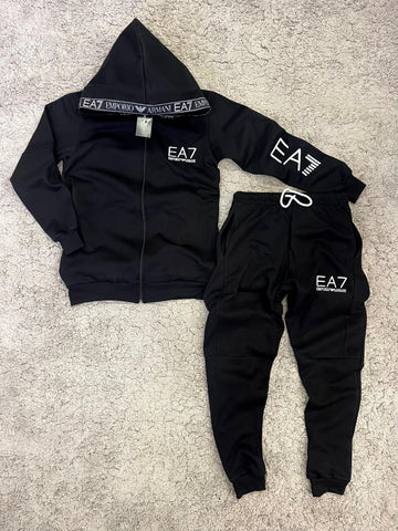 Novedad Chándal EA7 “Negro”
