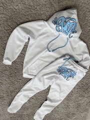 Chandal Syna blanco azul (Baja Calidad)