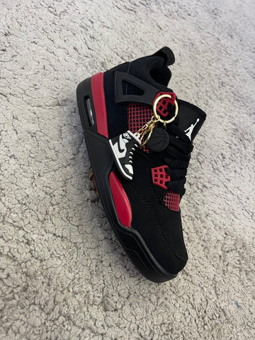 Jordan 4 "calidad media"