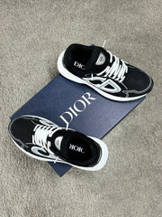 Dior B30 negras y blancas