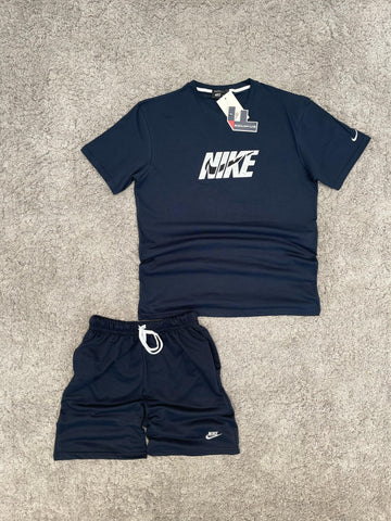 Nuevo Conjunto de verano Nike color marino
