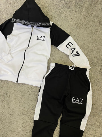 Chándal Armani negro/blanco