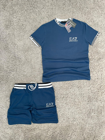 Conjunto de verano EA7