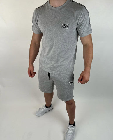 Conjunto de verano EA7 gris