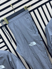 Chandal THE NORTH FACE gris