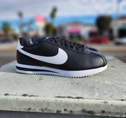 Zapatillas Nike Cortez negras "Baja calidad"