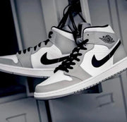 Jordan 1 gris